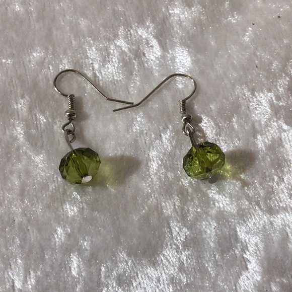 Green Bead Earrings - Picture 7 of 12